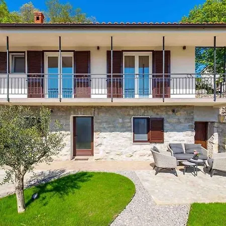 Appartement Srok Luxury With Pool Kastav