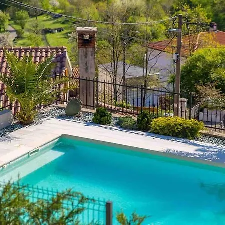 Appartement Srok Luxury With Pool
