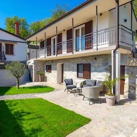 Srok Luxury With Pool Appartement Kastav