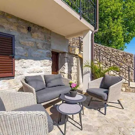 Appartement Srok Luxury With Pool Kastav